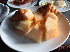 哈密瓜-璟象酒店-爱丽坊景观餐厅