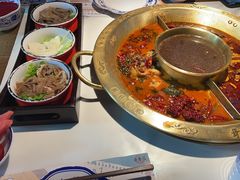 -哥老官重庆美蛙鱼头(日月光店)