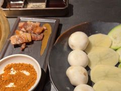 -铭牛烧肉·和牛海鲜自助(高新月牙湖店)