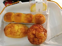 咸蛋黄流沙包-罗莎蛋糕Rosa bread(印象汇店)