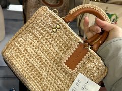 -宁波杉井奥特莱斯广场