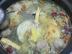 -濠轩阁特色生蚝火锅(水湾路店)