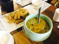 咸蛋黄焗南瓜-胡桃里音乐酒馆(曲江店)