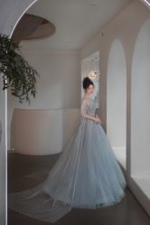 -艾米丽婚纱礼服