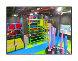 -蹦贝运动中心·蹦床·攀岩·闯关(龙岗店)