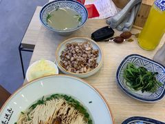 -朱洪元苏式面馆(绿宝广场店)