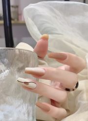 -悦指间美甲美睫