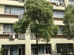 -上海市曹杨职业技术学校