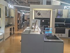 -百安居装修建材卖场(泰然店)