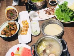 -龙聚德北京烤鸭(沙坪坝华宇A馆店)