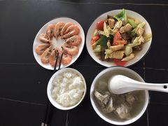 -爱的果实月嫂育婴师(世纪东方店)