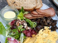 鸡蛋蘑菇熏肉荞麦可丽饼-RAC BAR(安福路店)