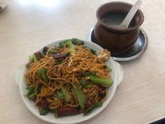 鸡蛋牛肉青椒炒粉-南昌特色煨汤(马台街店)