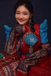 点击看大图 -苏雅影像蒙古婚纱摄影工作室
