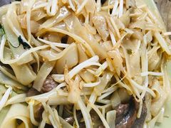 干炒牛河-贞姨美食·老字号海鲜大排档