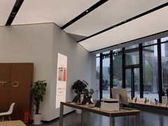 -华为授权体验店(龙湖礼嘉天街)