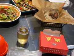 -老班长·小龙虾·鲜货烧烤大排档(金街美地店)