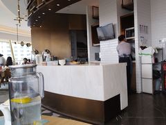-杏荟旋转餐厅(广州爱群店)