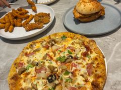 -必胜客(漕宝路店)