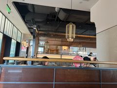 -左庭右院鲜牛肉火锅(浦江欢乐颂店)