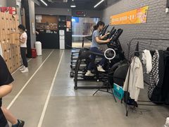 -FEELINGME乐刻包月私教馆·健身(真北华润万家店)