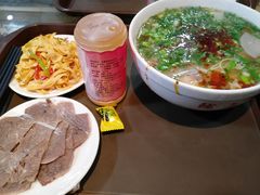 -陇上全荟兰州传统牛肉面(延吉路店)