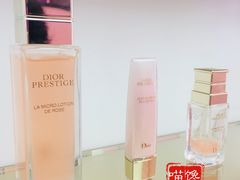 -Dior迪奥(上海世茂广场店)