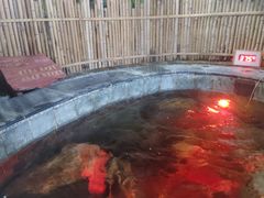 -泉城欧乐堡戏水湾艺术养生温泉