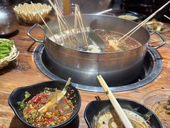 -乐山串串香老火锅(鼓楼店)
