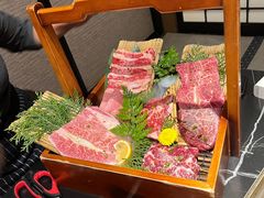 -山川小町·极番烧肉(新地假日广场店)