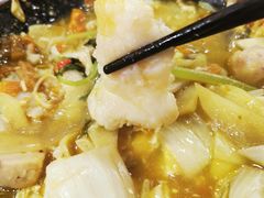 -极有家小鱼小鸡石锅煲(佳兆业店)