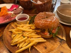 -羽深肉铺 Steak & Wine