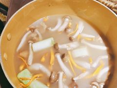 -云海肴云南菜·蒸汽石锅鱼(青岛万象城店)