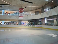 -冰纷万象滑冰场(南山万象天地店)
