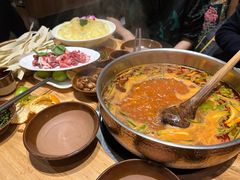 -黔诚多彩火锅(甲秀楼店)