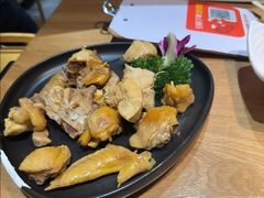 -一朵菌·野生菌探索家火锅(南亚店)