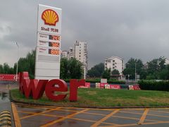 -壳牌华苑加油站