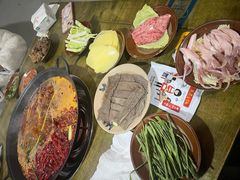 -黄潇洒老火锅(九眼桥宏济巷店)