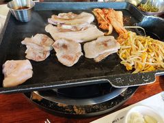 -Dombe豚(黑猪肉街店)