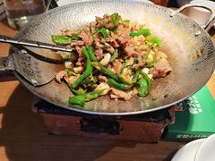 -费大厨辣椒炒肉(万家丽一店)