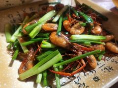 葱爆河虾-75幢私房菜馆