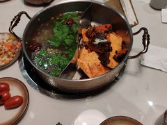 -菌子鲜汤野生菌锅
