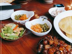 -艳阳天民俗村(公园路店)