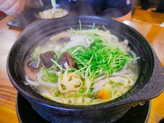 -丽虹云南过桥米线(兴工街店)