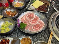 -红泥小火炉·东北泥炉烤肉(天一旗舰店)