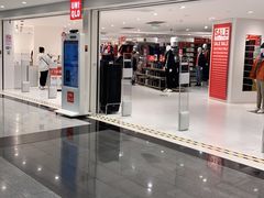 -优衣库(上海正大广场店)