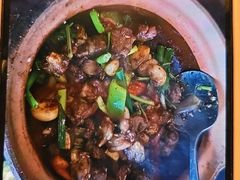 -八府香鸭·啫啫煲(华山路店)