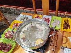 -养牛邓·潮汕牛肉海鲜自助火锅(广州店)