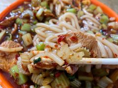 -玲玲米粉·新疆现炒米粉(大十字总店)
