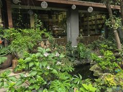 -谷咖啡·鲜花绿植花园餐厅